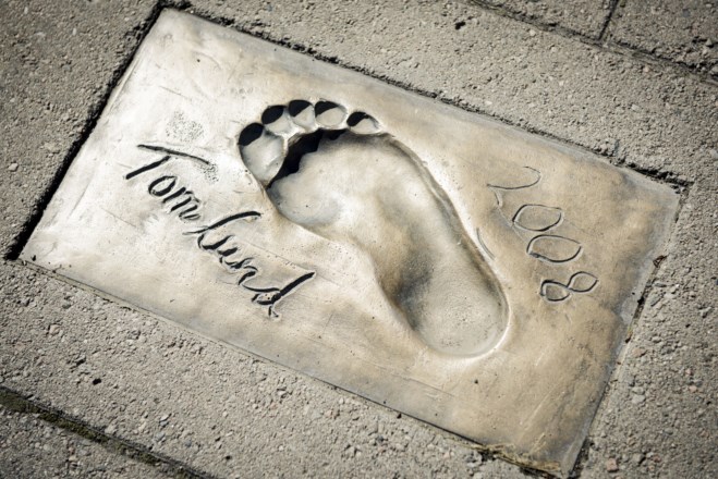 Tom Lund sitt fotavtrykk på Lillestrøms Walk of Fame